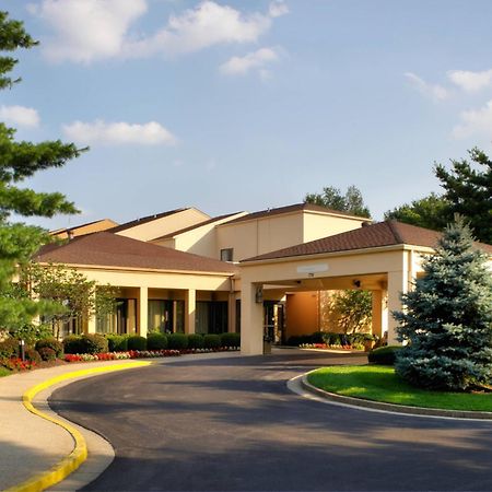 Courtyard By Marriott Lexington North Hotel Buitenkant foto