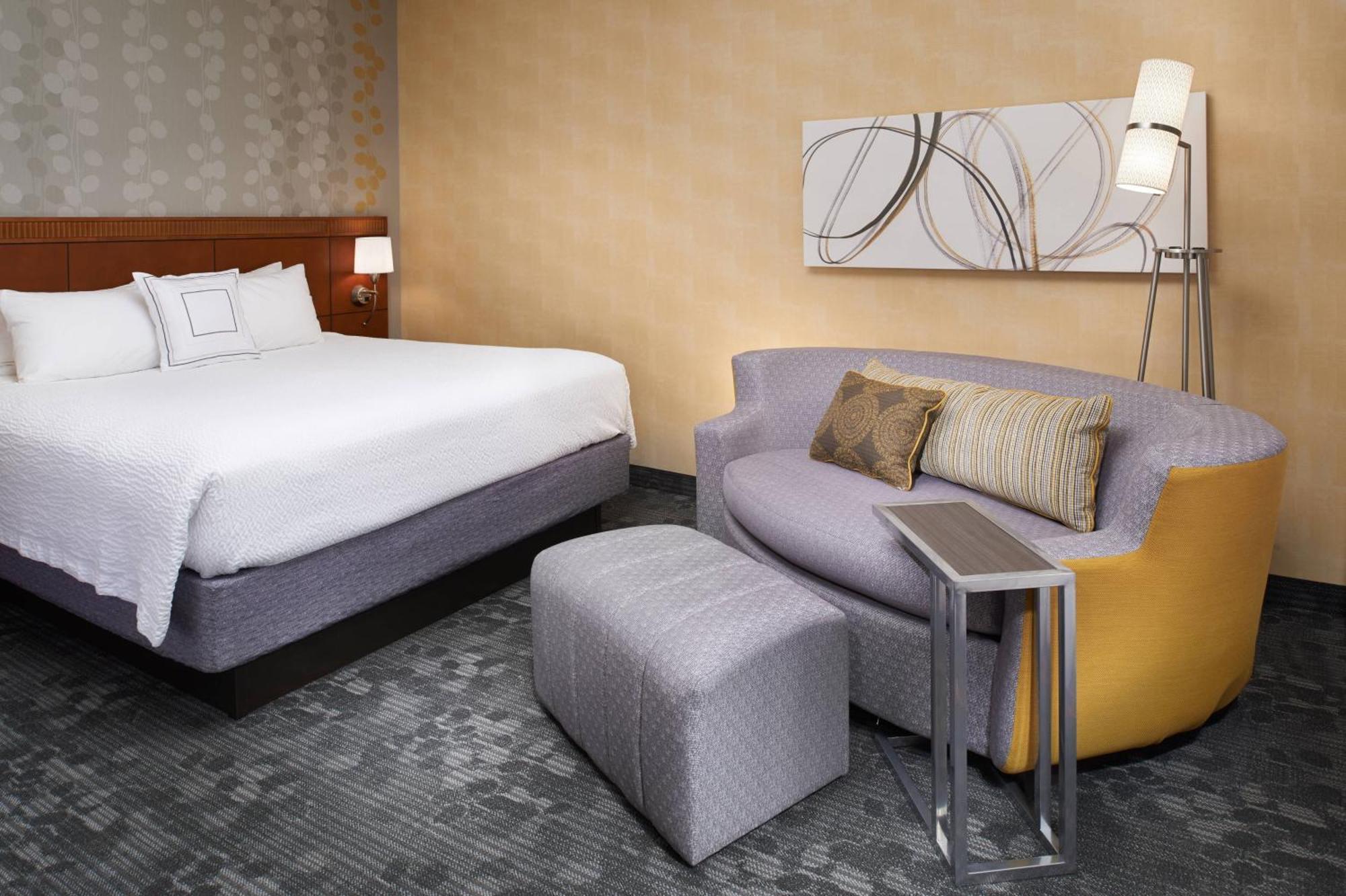 Courtyard By Marriott Lexington North Hotel Buitenkant foto