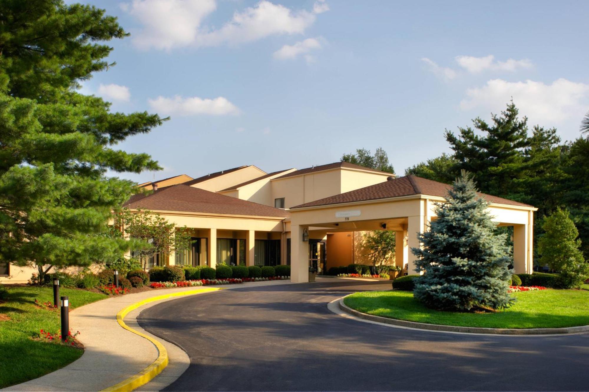 Courtyard By Marriott Lexington North Hotel Buitenkant foto